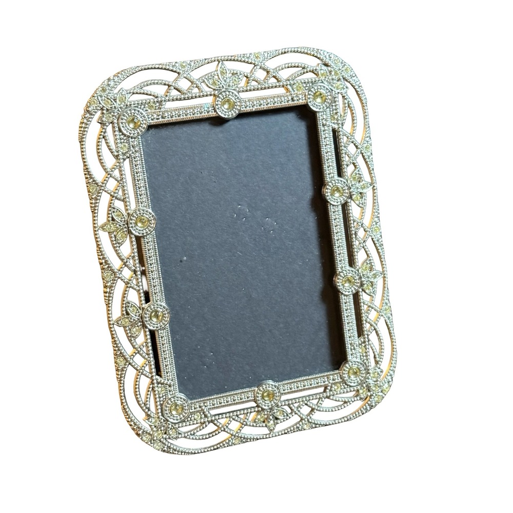 Six trees Alice Ornate Silver Filigree Rhinestone 4x6 Picture Frame Tabletop